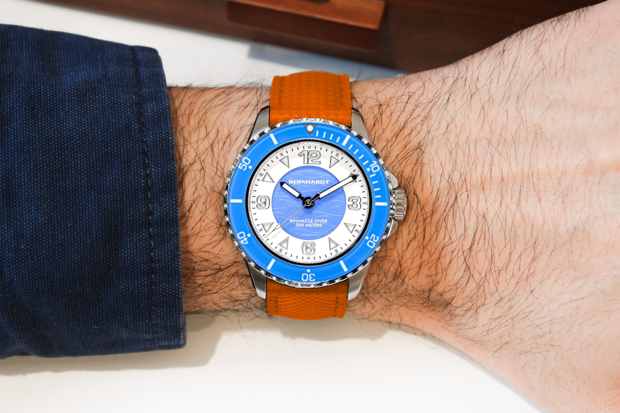 #add a strap (optional)_orange fkm no-loop deployant strap