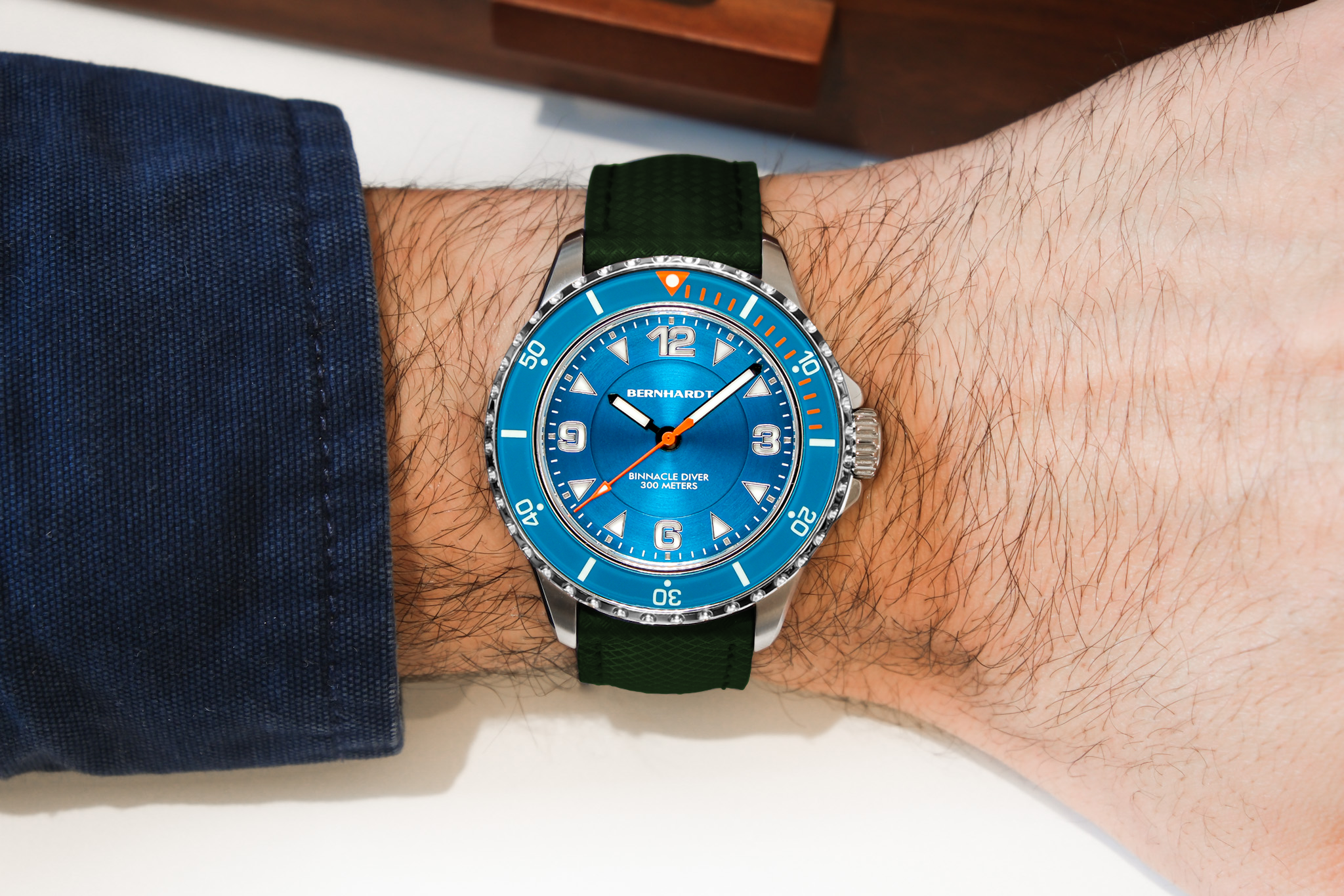 #add a strap (optional)_green fkm no-loop deployant strap