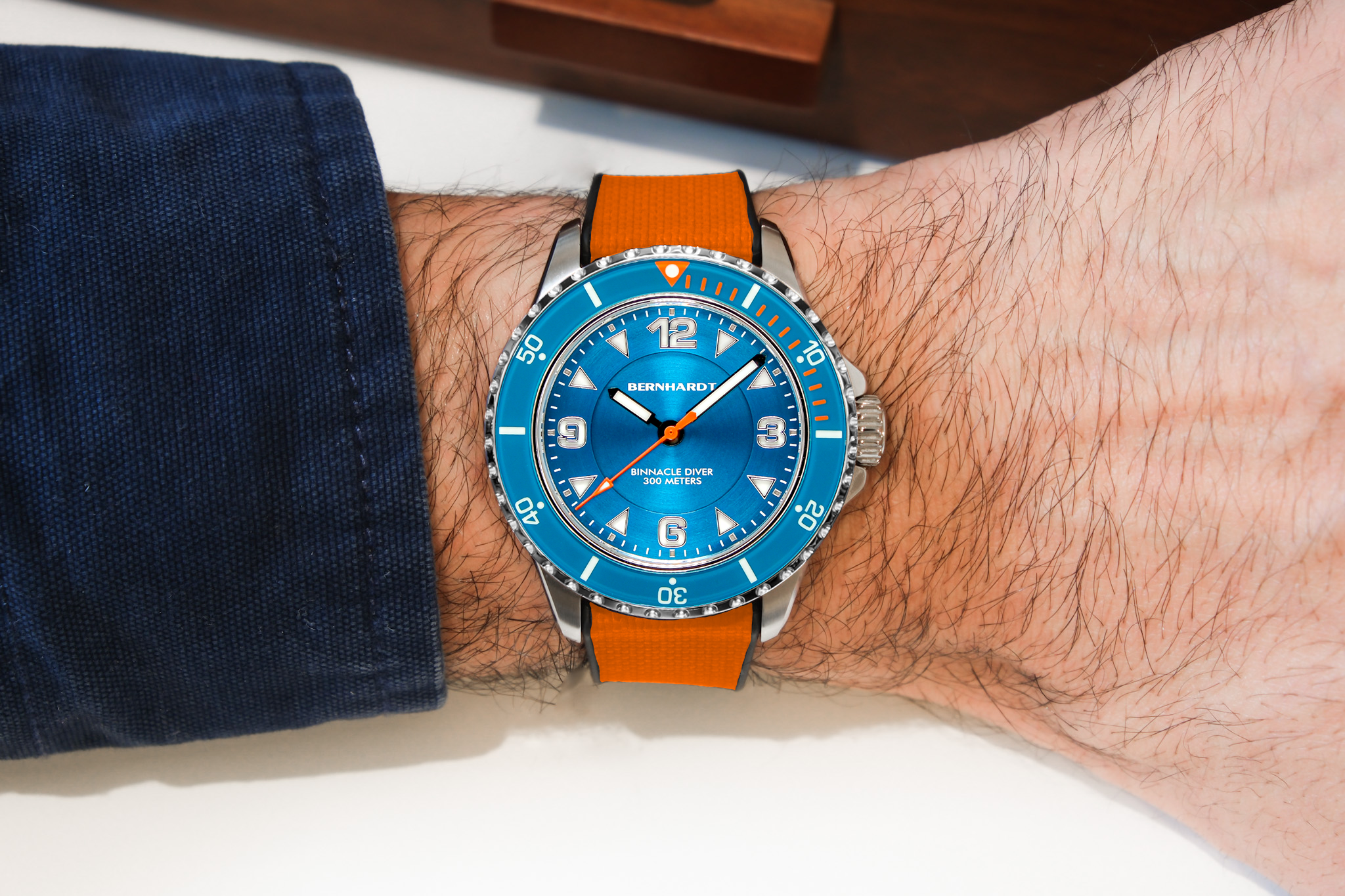 #add a strap (optional)_orange fkm strap