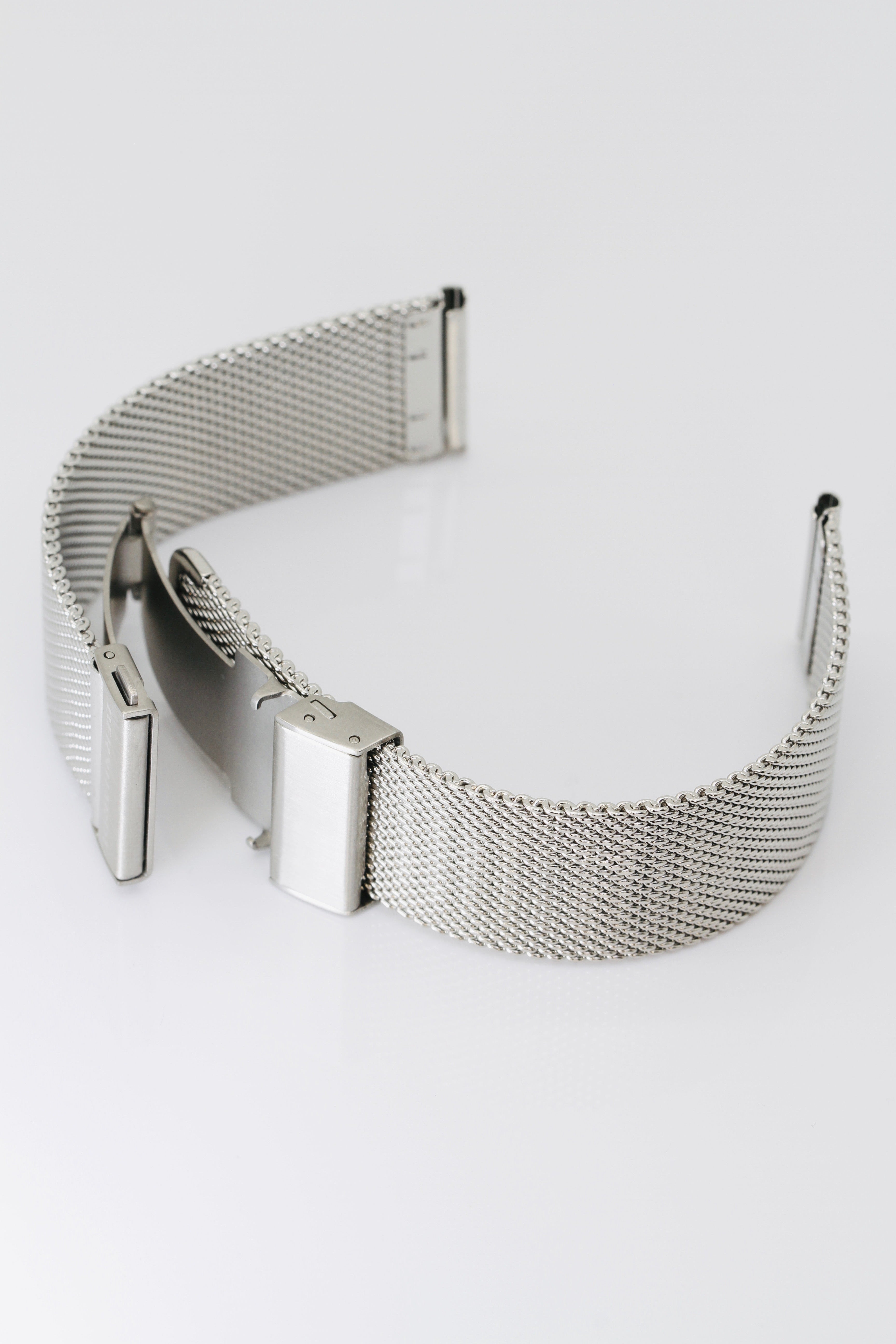 Stainless Steel Mesh Deployant Strap - 20mm